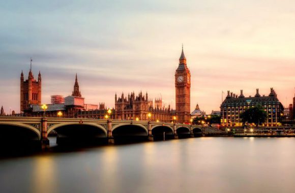 UK Reviewing Regulations in Prep for Self-Driving Cars